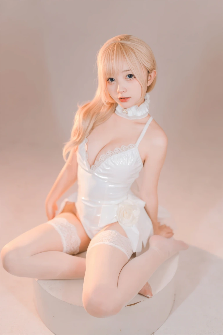 花铃《纯白小花嫁》写真图集 48P｜在线预览与图包下载
