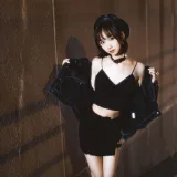 木棉棉《室外短裙》写真图集 58P｜在线预览与图包下载