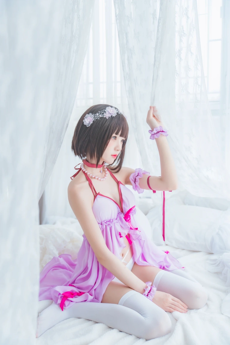 桜桃喵《加藤惠 小睡裙》写真图集 33P｜在线预览与图包下载