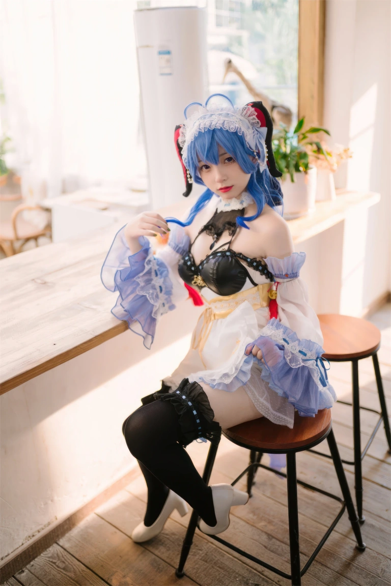 花铃《甘雨女仆》写真图集 41P｜在线预览与图包下载