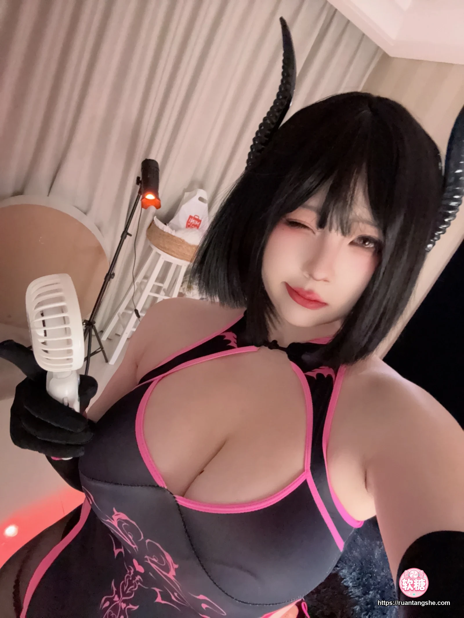 皮皮奶 皮皮奶 NO.055 - 粉魅魔