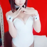 星之迟迟《加藤惠 兔女郎》写真图集 46P+1V｜在线预览与图包下载
