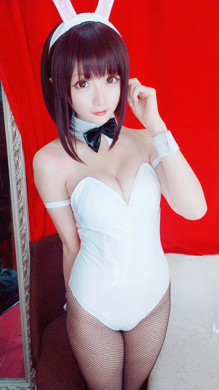 星之迟迟《加藤惠 兔女郎》写真图集 46P+1V｜在线预览与图包下载