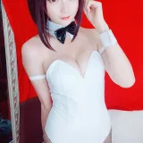 星之迟迟《加藤惠 兔女郎》写真图集 46P+1V｜在线预览与图包下载