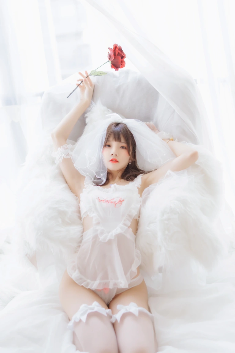 桜桃喵《轻纱 下》写真图集 34P｜在线预览与图包下载