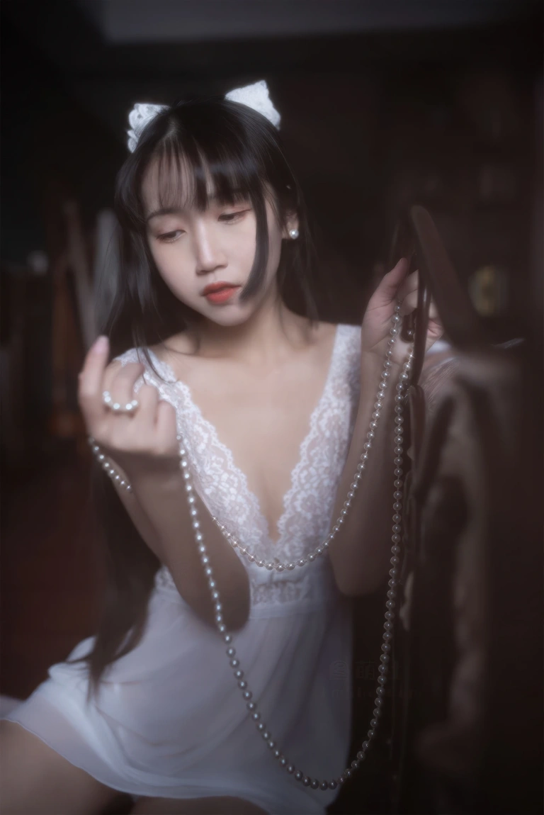 不呆猫《白月光》写真图集 53P｜在线预览与图包下载