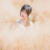 桜桃喵《冬眠 白裙上 原野上的浪漫》写真图集 51P｜在线预览与图包下载