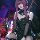 屿鱼《崩坏：星穹铁道 卡芙卡 缚月之夜》写真图集 60P｜在线预览与图包下载