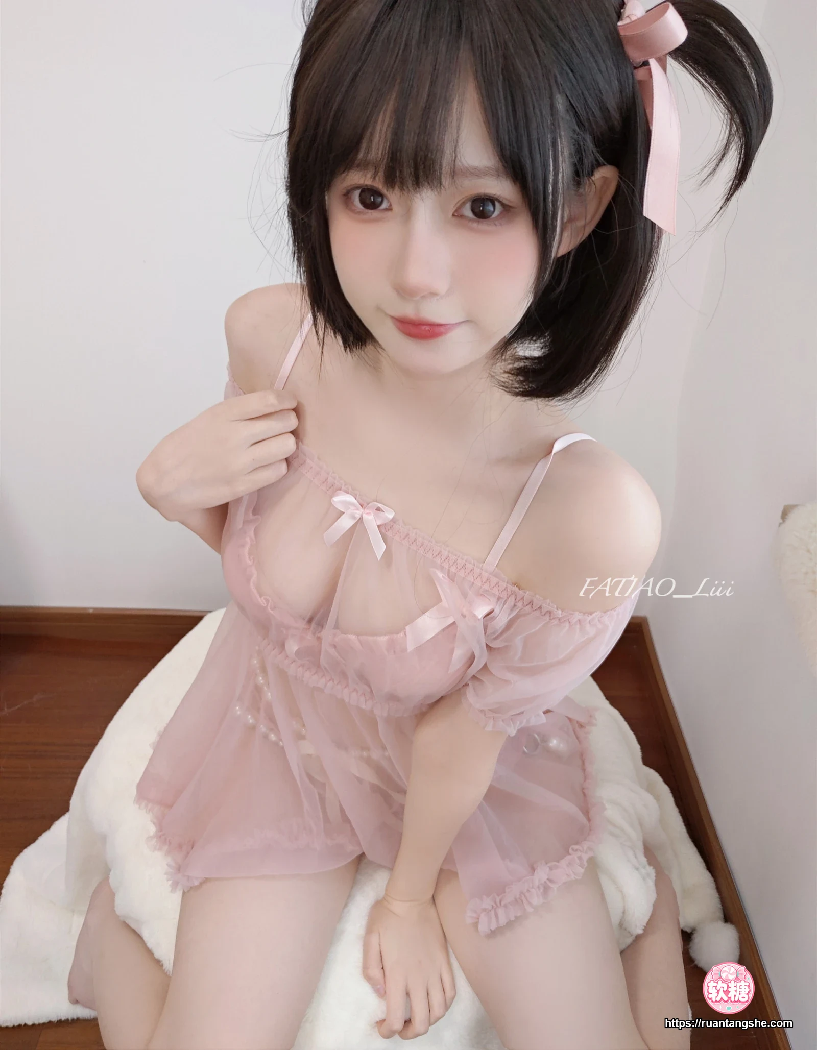 迷之呆梨 迷之呆梨 NO.059 - Fantia 2025年07月会员合集(7期)
