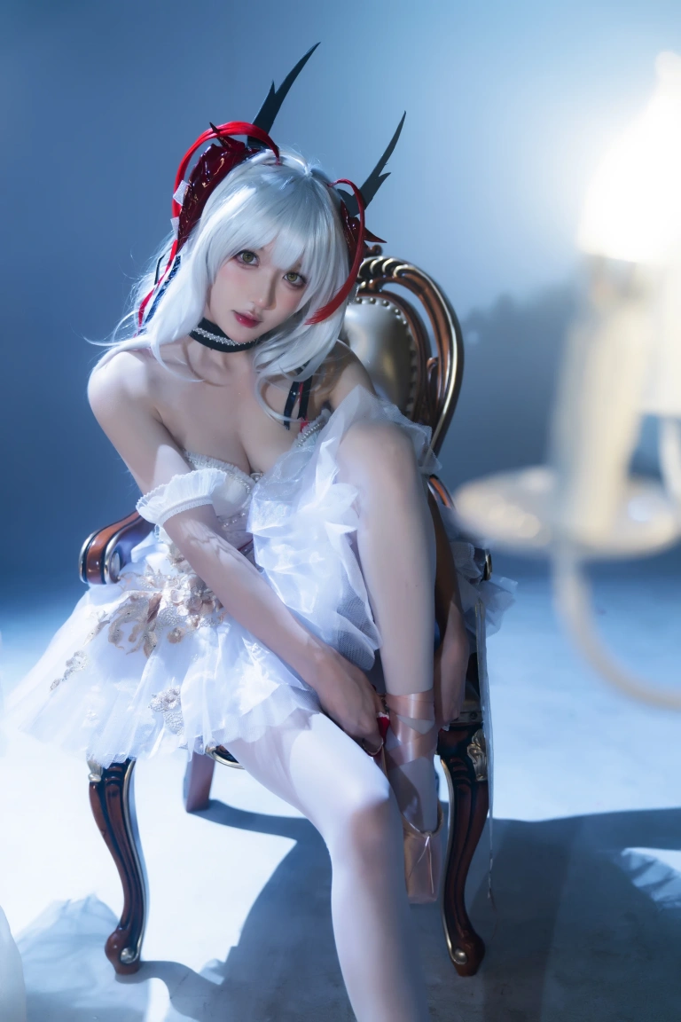 阿包也是兔娘《明日方舟 w 芭蕾》写真图集 29P｜在线预览与图包下载