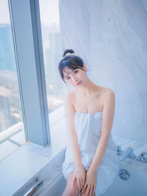 念雪《加载可爱》写真图集 28P｜在线预览与图包下载