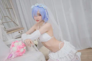 木棉棉《蕾姆婚纱》写真图集 30P｜在线预览与图包下载