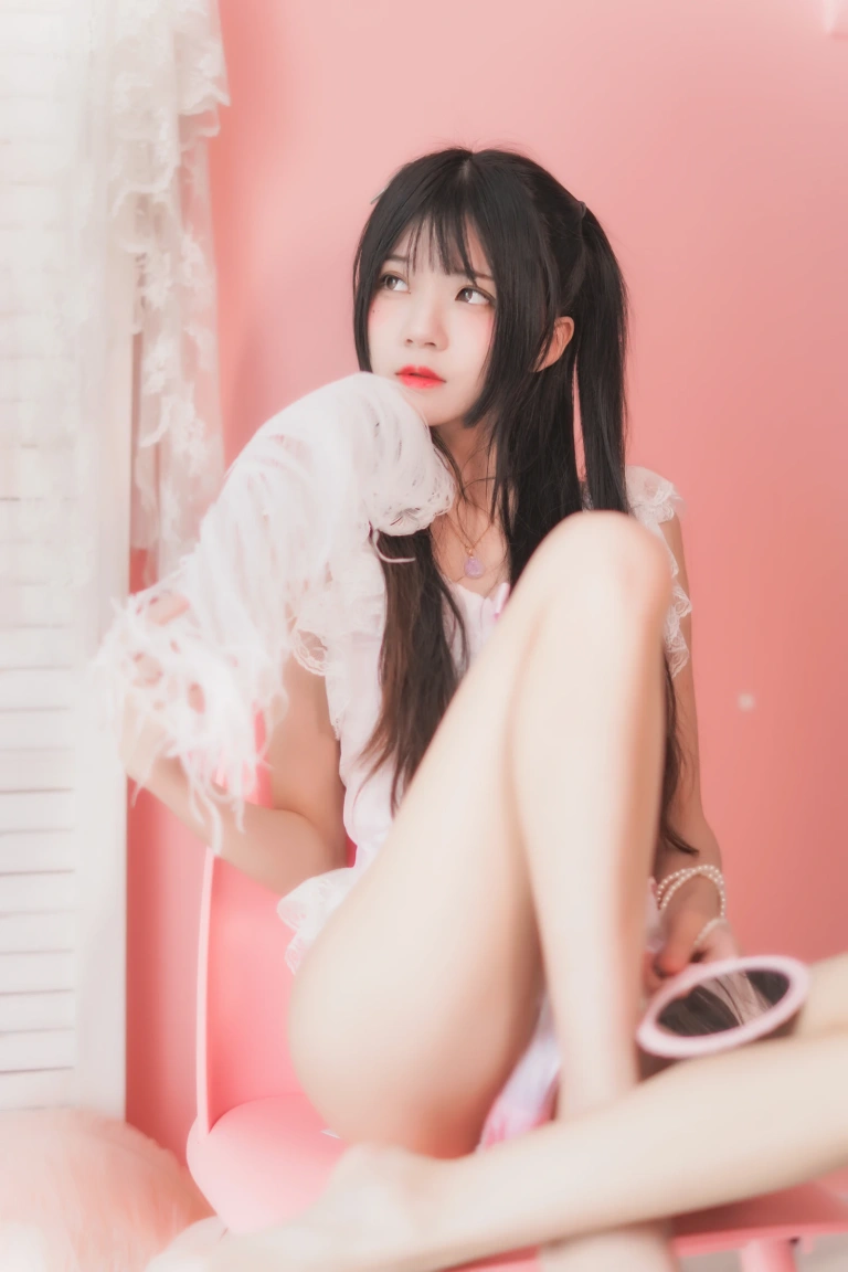 桜桃喵《冬眠 粉色浴缸》写真图集 57P｜在线预览与图包下载