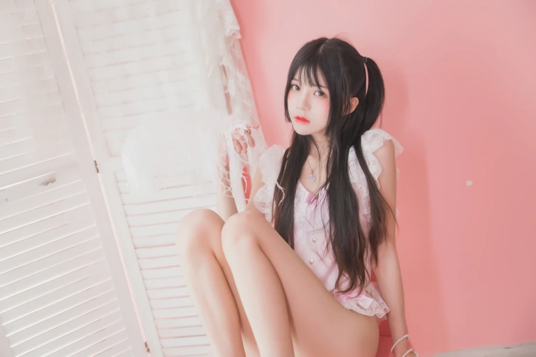 桜桃喵《冬眠 粉色浴缸》写真图集 57P｜在线预览与图包下载