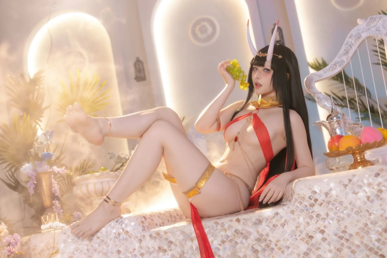 屿鱼《碧蓝航线 能代 赤纱浴影》写真图集 80P｜在线预览与图包下载