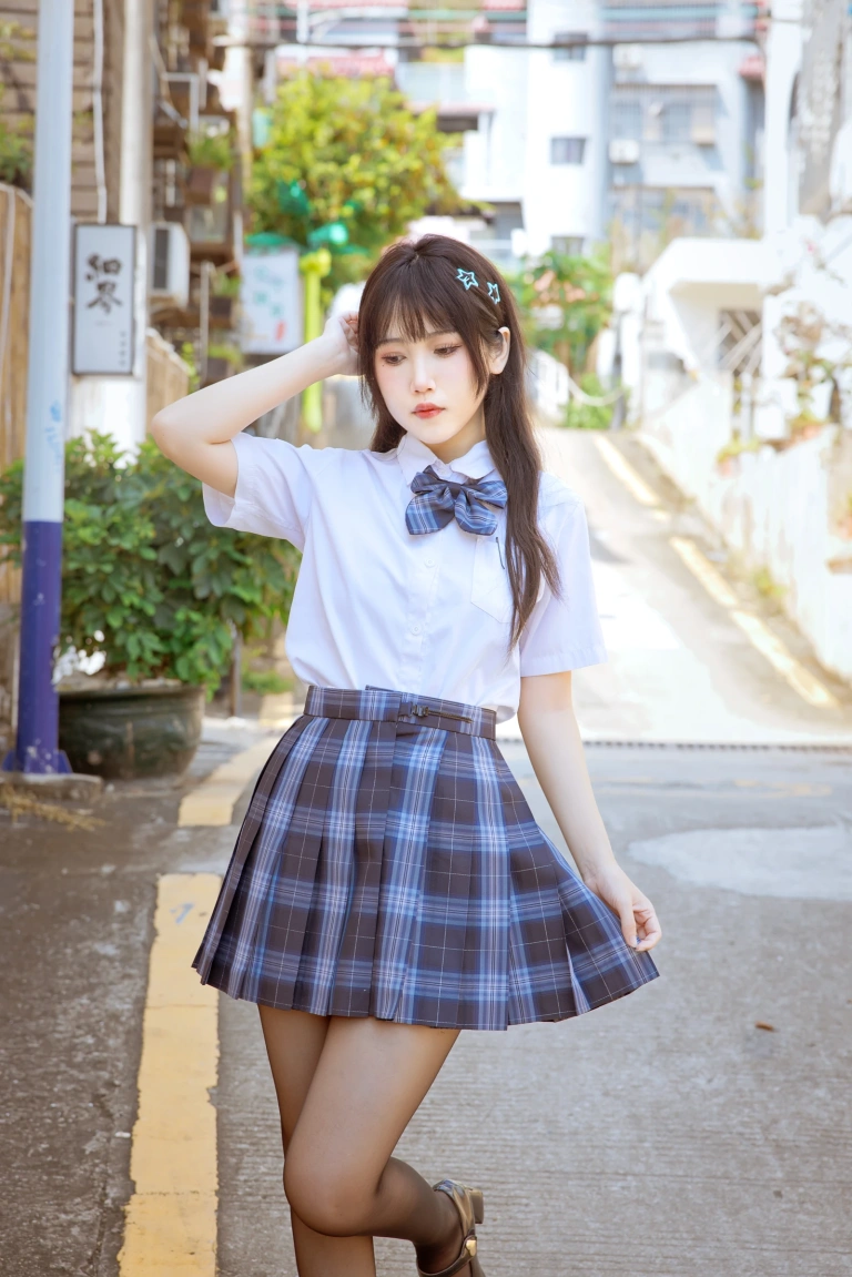 不呆猫《泳衣jk学妹》写真图集 59P+1V｜在线预览与图包下载