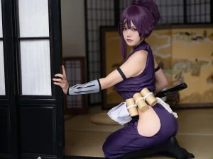 小仓千代《Yuzuriha 地狱楽 杠》写真图集 26P｜在线预览与图包下载
