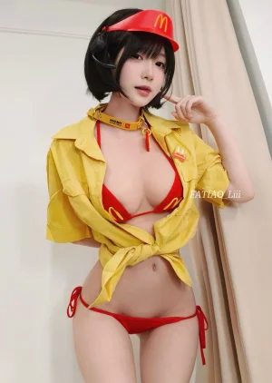 迷之呆梨《汉堡堡》写真图集 20P+1V｜在线预览与图包下载
