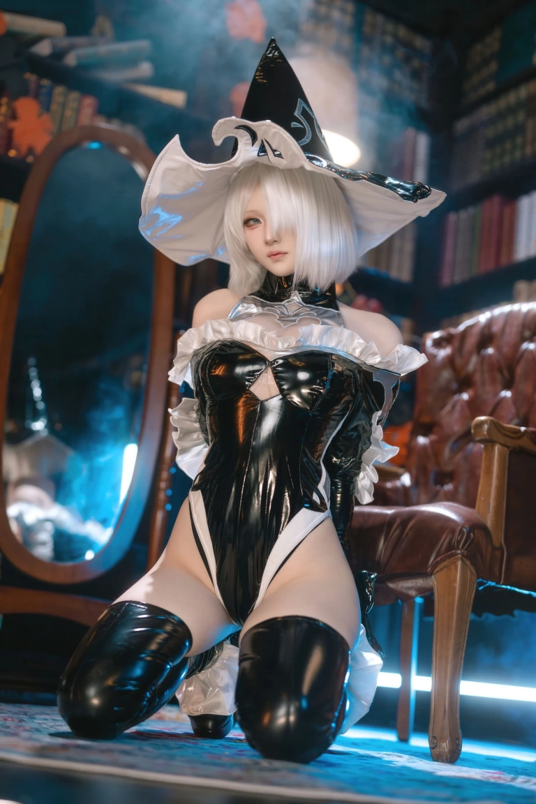 屿鱼《尼尔：机械纪元 2B 万圣女巫同人》写真图集 70P｜在线预览与图包下载