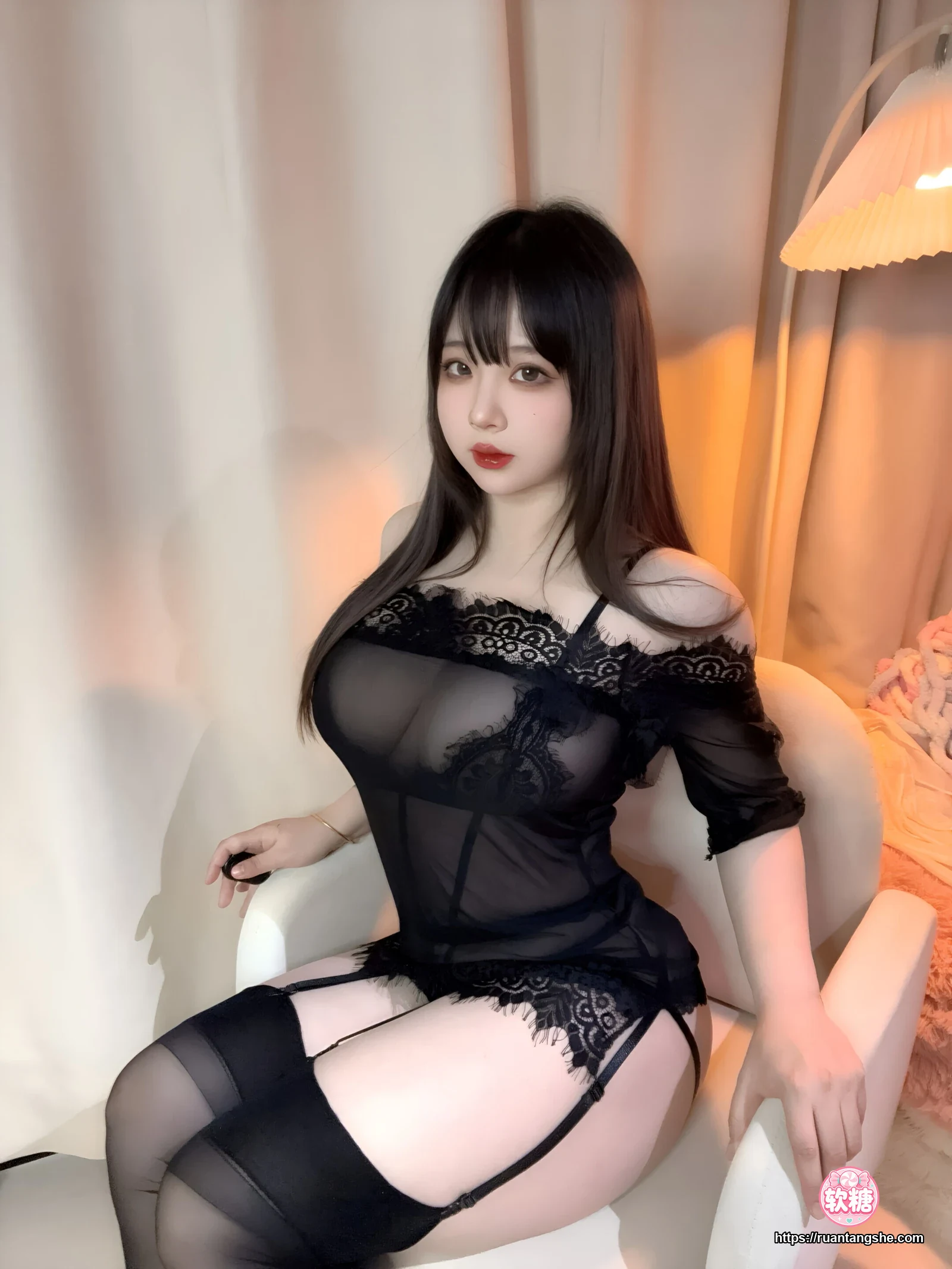 皮皮奶 皮皮奶 NO.061 - 睫毛自拍
