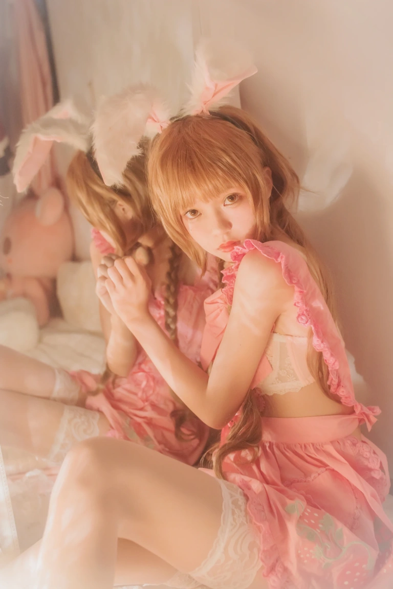 桜桃喵《冬眠 兔》写真图集 49P｜在线预览与图包下载