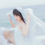 桜桃喵《冬眠 长裙》写真图集 14P｜在线预览与图包下载