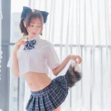 木棉棉《怀中猫》写真图集 68P｜在线预览与图包下载