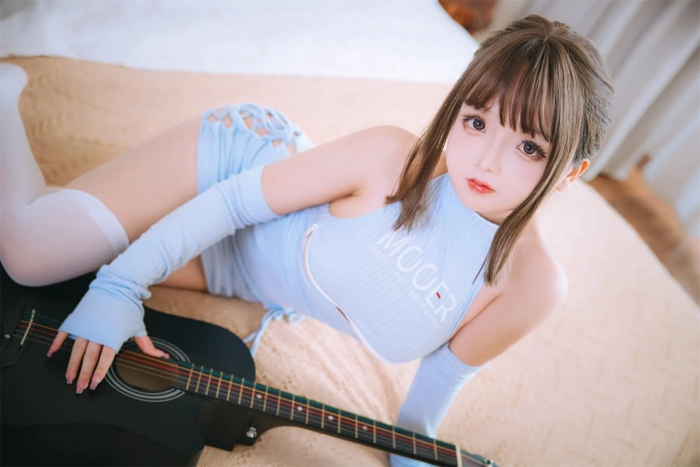 日奈娇(椎名莜)《吉他妹妹》写真图集 75P｜在线预览与图包下载