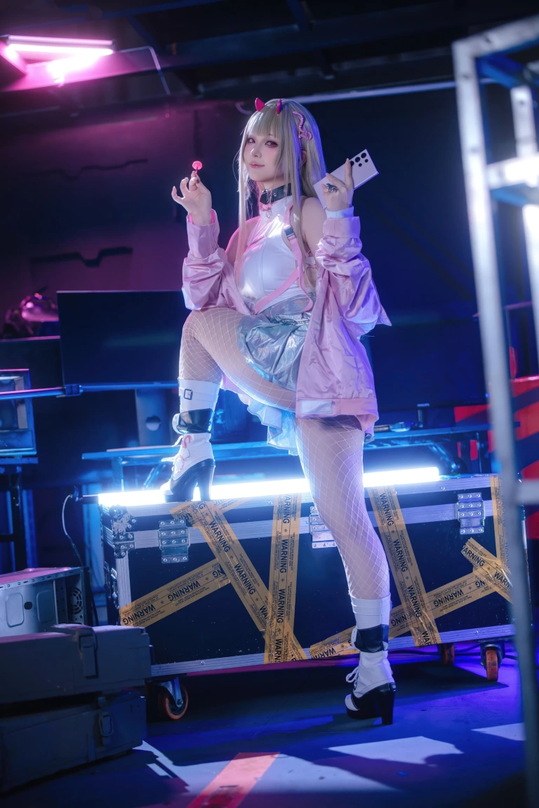 屿鱼《胜利女神：妮姬 毒蛇》写真图集 86P｜在线预览与图包下载