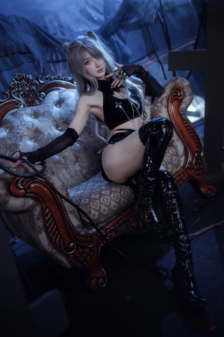 阿包也是兔娘《月光猫骑士》写真图集 29P｜在线预览与图包下载