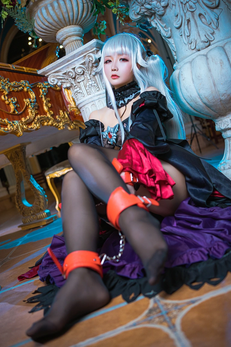星之迟迟《篝之雾枝礼服》写真图集 37P｜在线预览与图包下载
