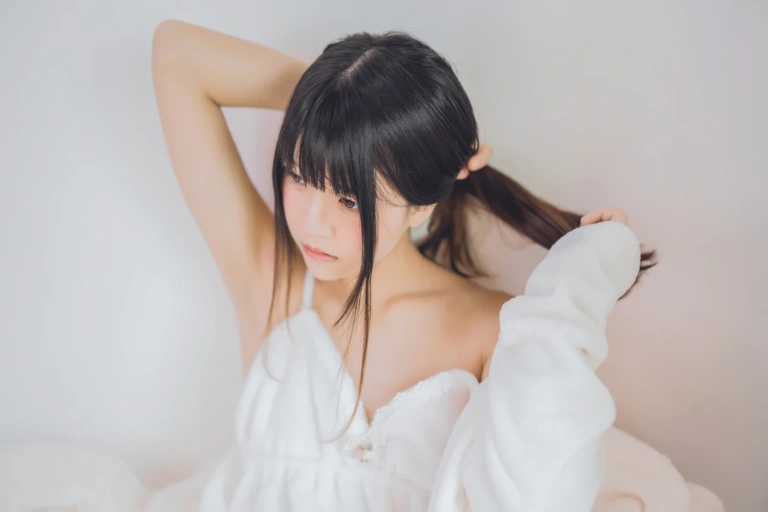 桜桃喵《冬眠套装》写真图集 38P｜在线预览与图包下载
