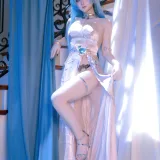 屿鱼《胜利女神：妮姬 海伦 礼服》写真图集 60P｜在线预览与图包下载
