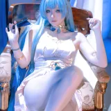屿鱼《胜利女神：妮姬 海伦 礼服》写真图集 60P｜在线预览与图包下载