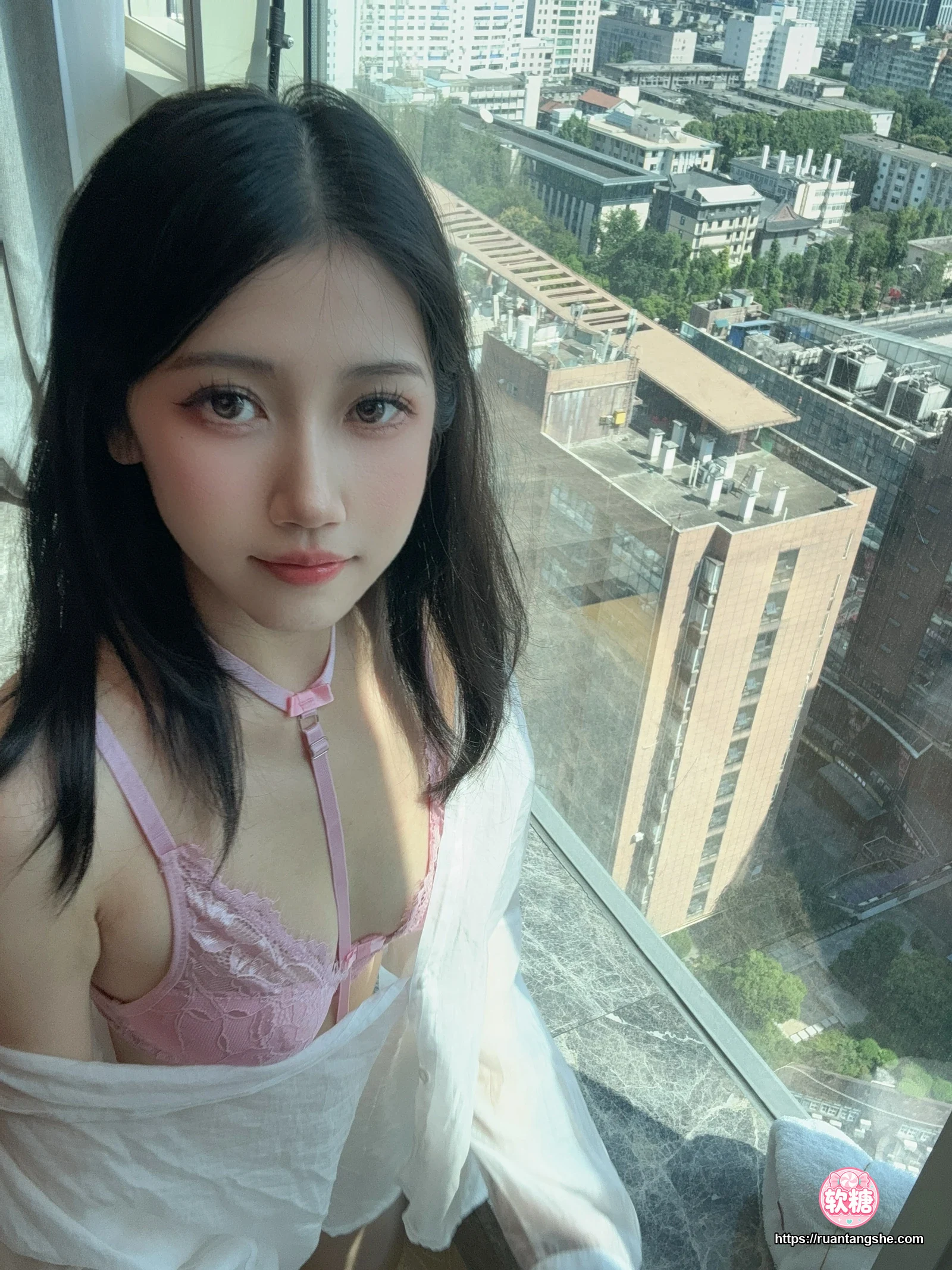 不呆猫 不呆猫 NO.063 - 粉色衬衣女友