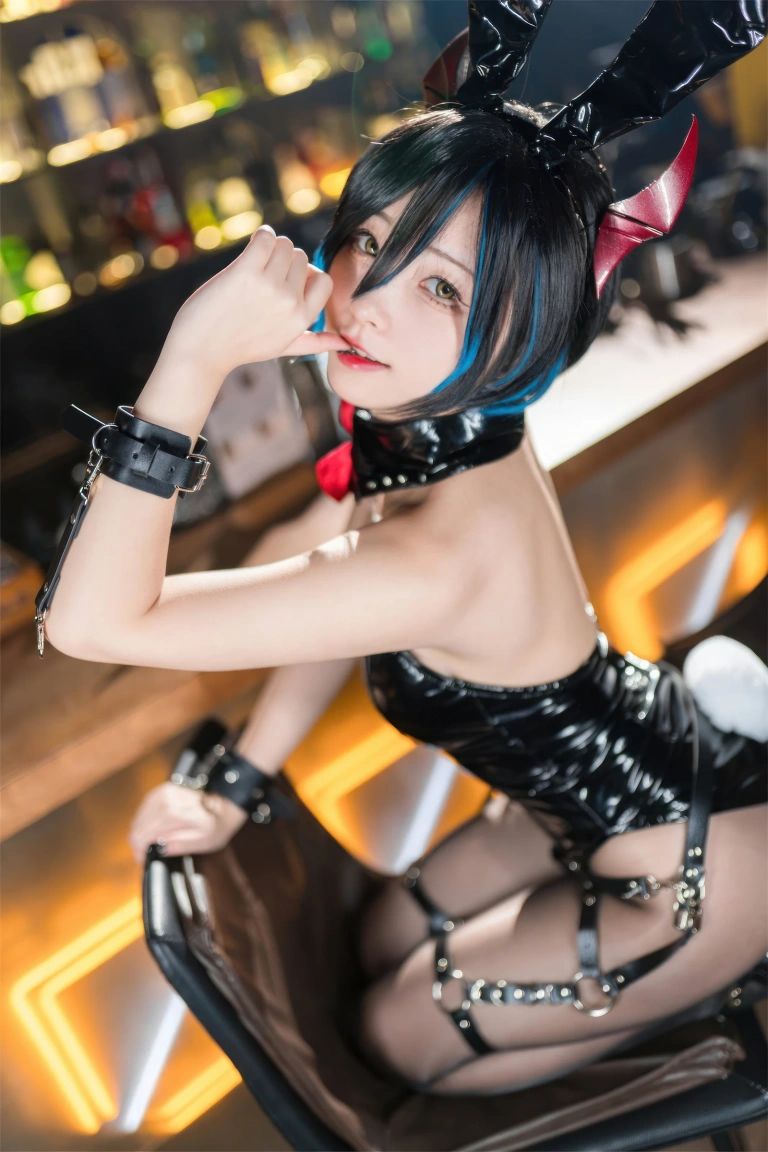 花铃《碧蓝航线 胡滕 兔女郎》写真图集 126P｜在线预览与图包下载
