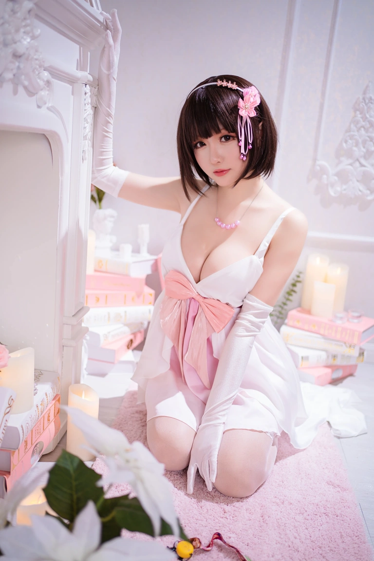 星之迟迟《加藤惠 特典礼服》写真图集 100P+1V｜在线预览与图包下载