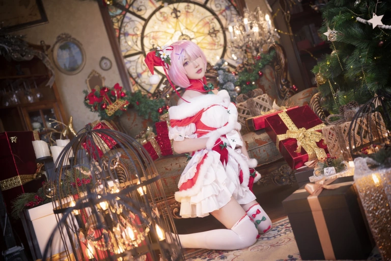 阿包也是兔娘《拉姆》写真图集 11P｜在线预览与图包下载