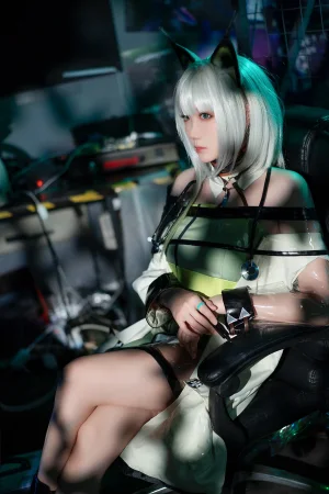 瓜希酱《明日方舟 凯尔希》写真图集 21P｜在线预览与图包下载