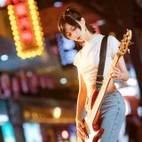 木棉棉《贝斯与妹妹2》写真图集 28P｜在线预览与图包下载