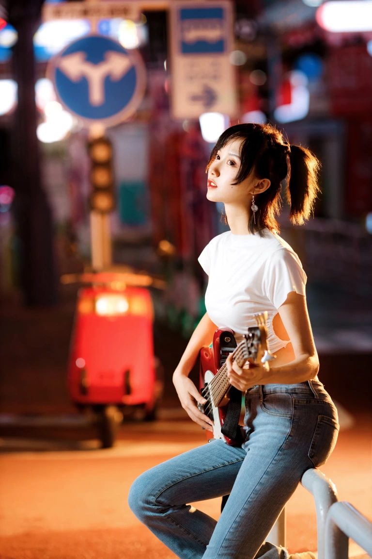 木棉棉《贝斯与妹妹2》写真图集 28P｜在线预览与图包下载