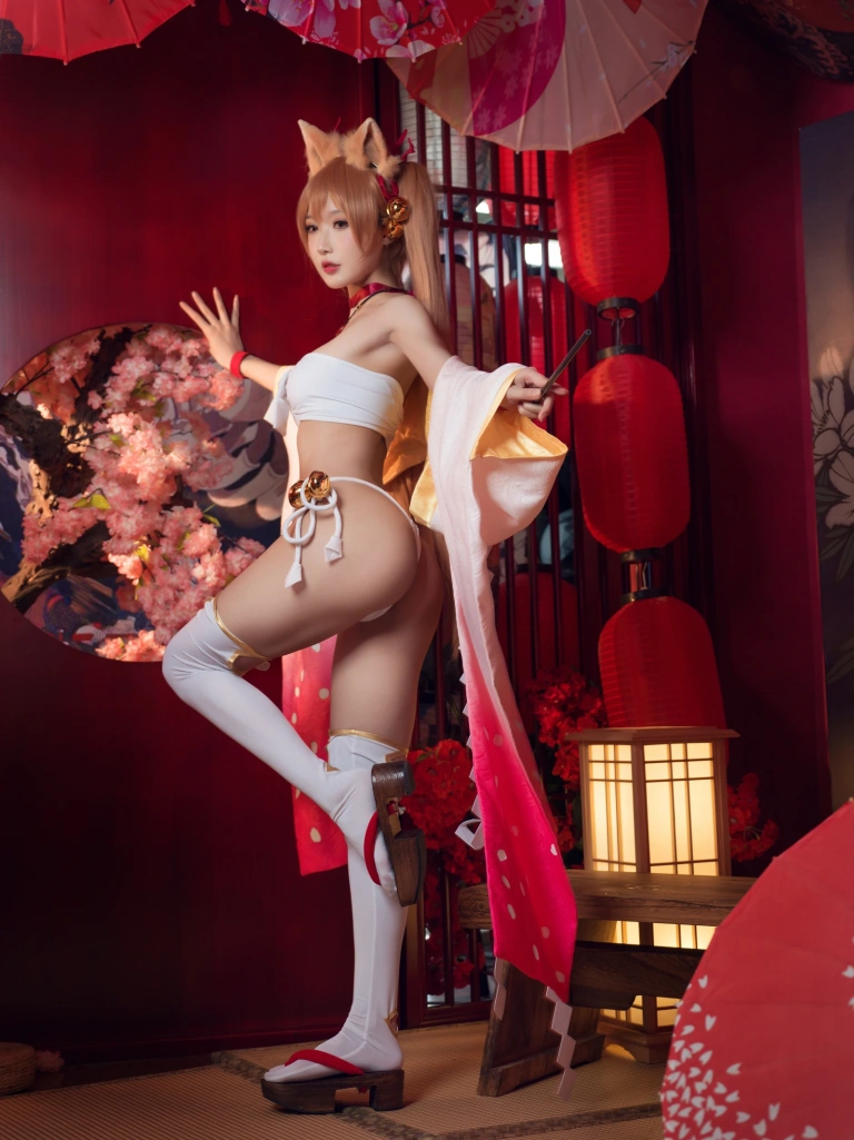 阿包也是兔娘《9月舰长 高苗佑京》写真图集 27P｜在线预览与图包下载