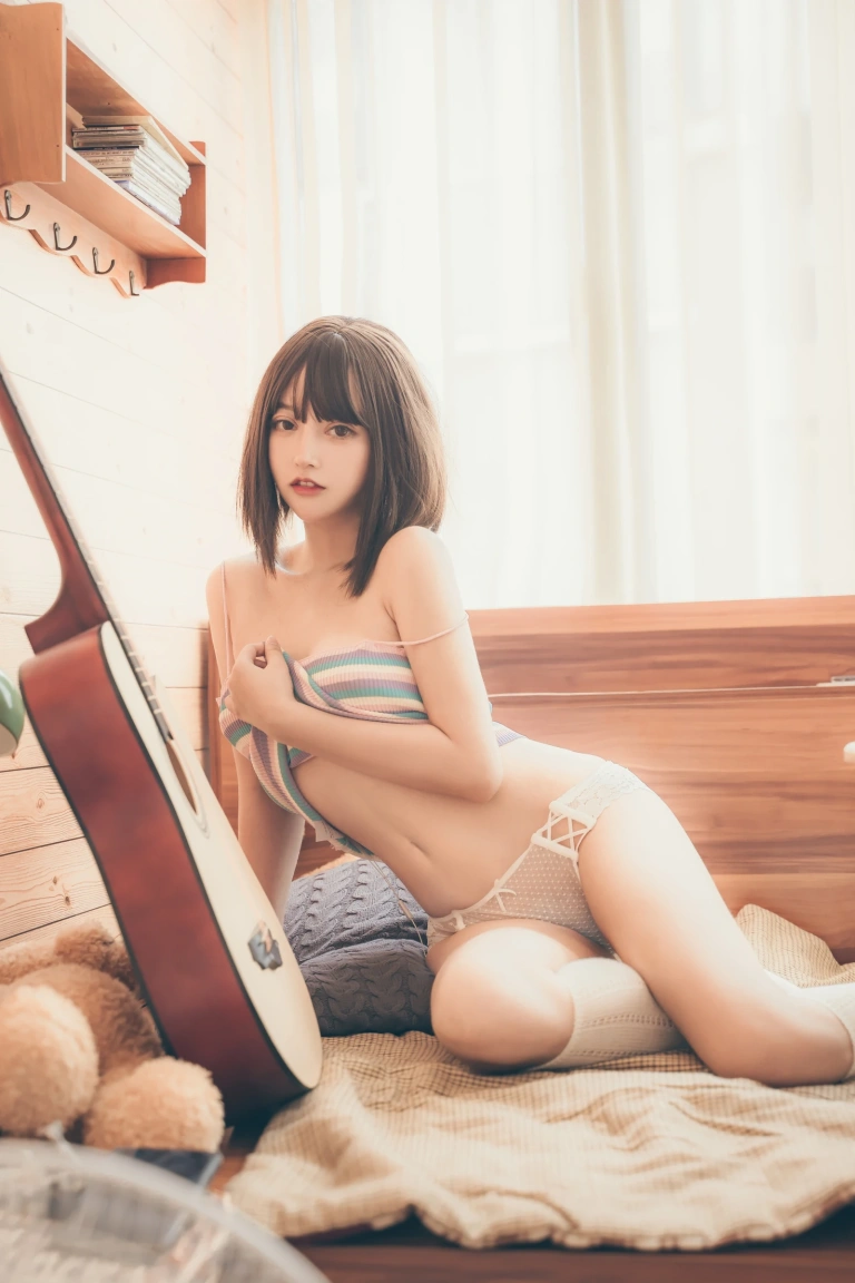 过期米线线喵《复古（电风扇）》写真图集 36P｜在线预览与图包下载