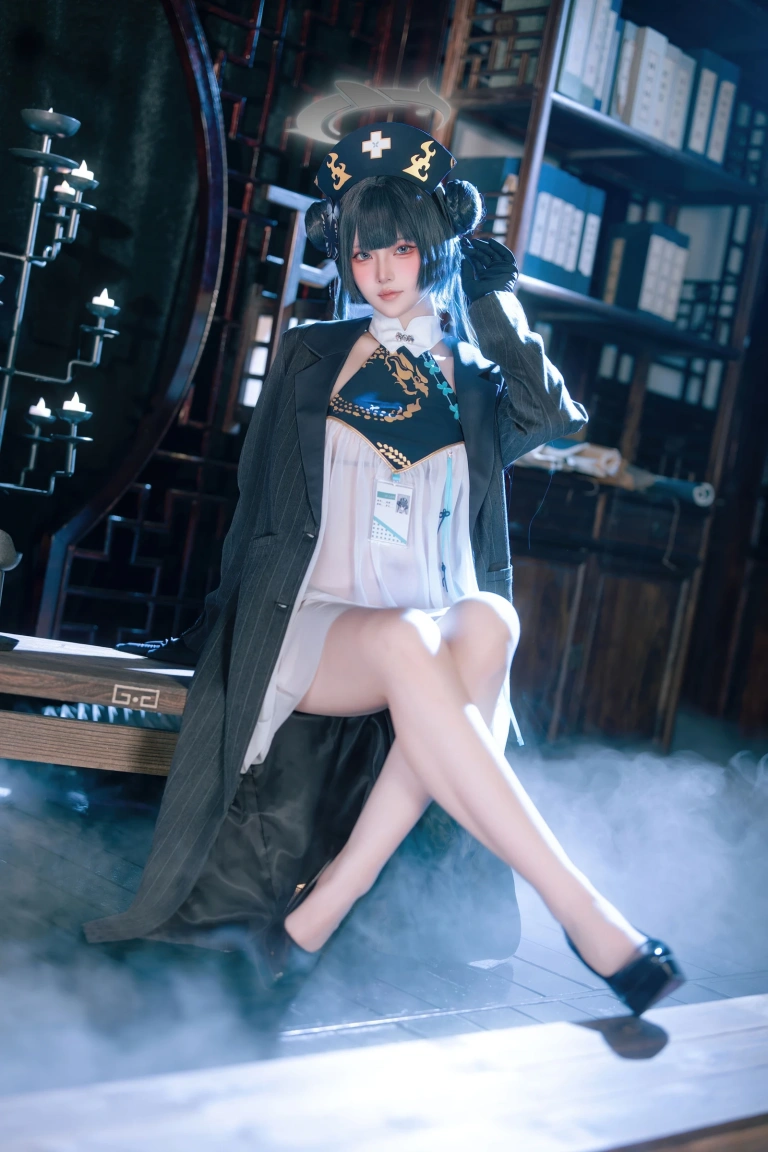 屿鱼《蔚蓝档案 妃咲同人护士》写真图集 65P｜在线预览与图包下载