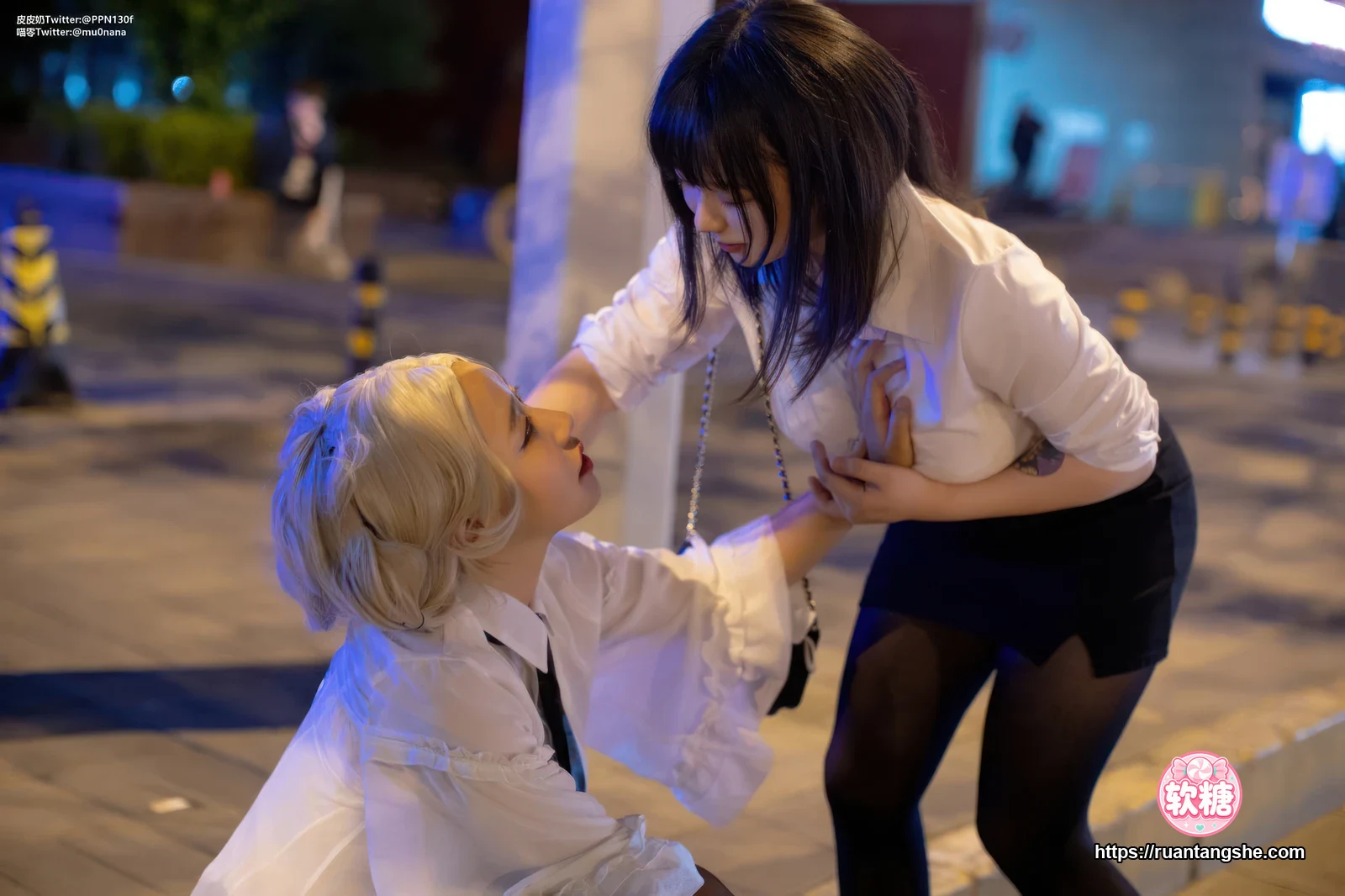 皮皮奶 皮皮奶 NO.069 - 百合OL(&穆零Mu0)
