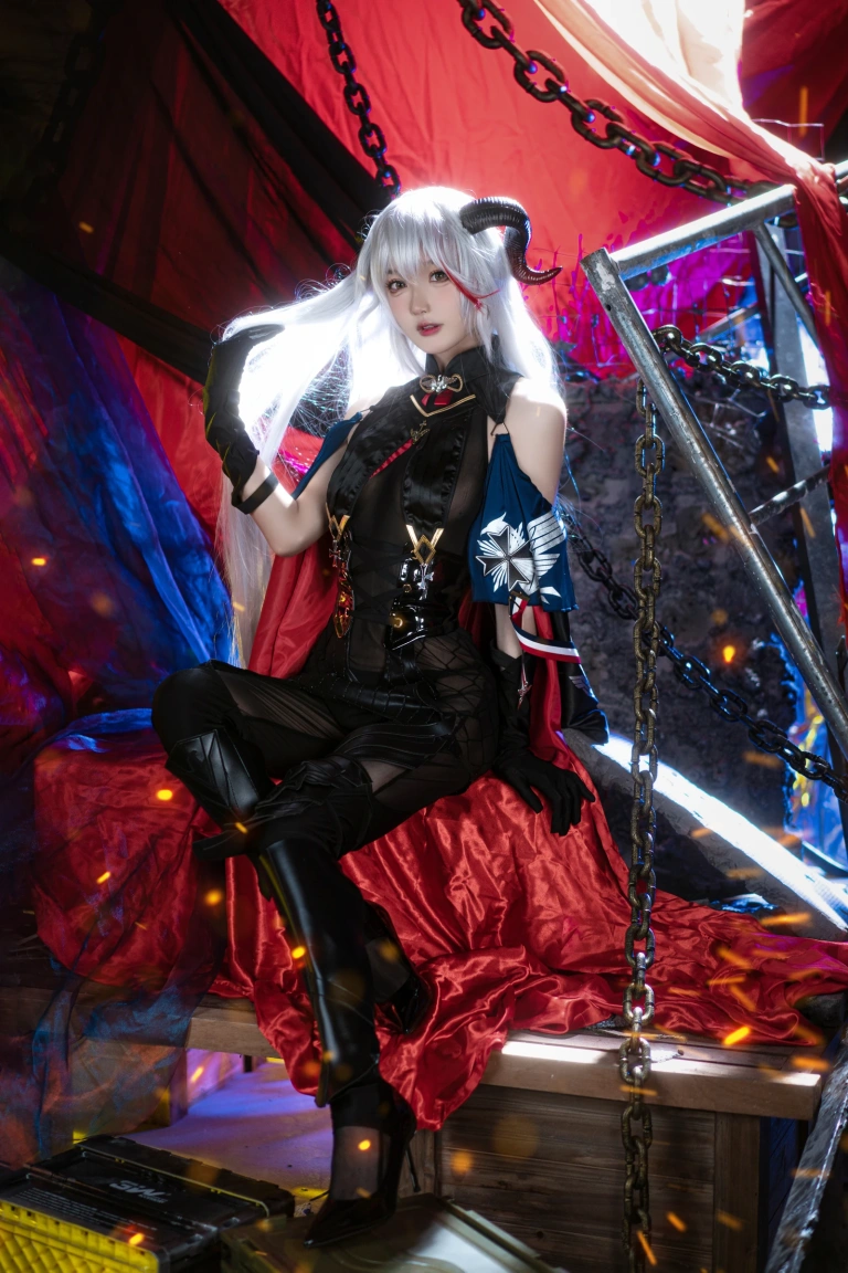 阿包也是兔娘《2月舰长 埃吉尔》写真图集 26P｜在线预览与图包下载