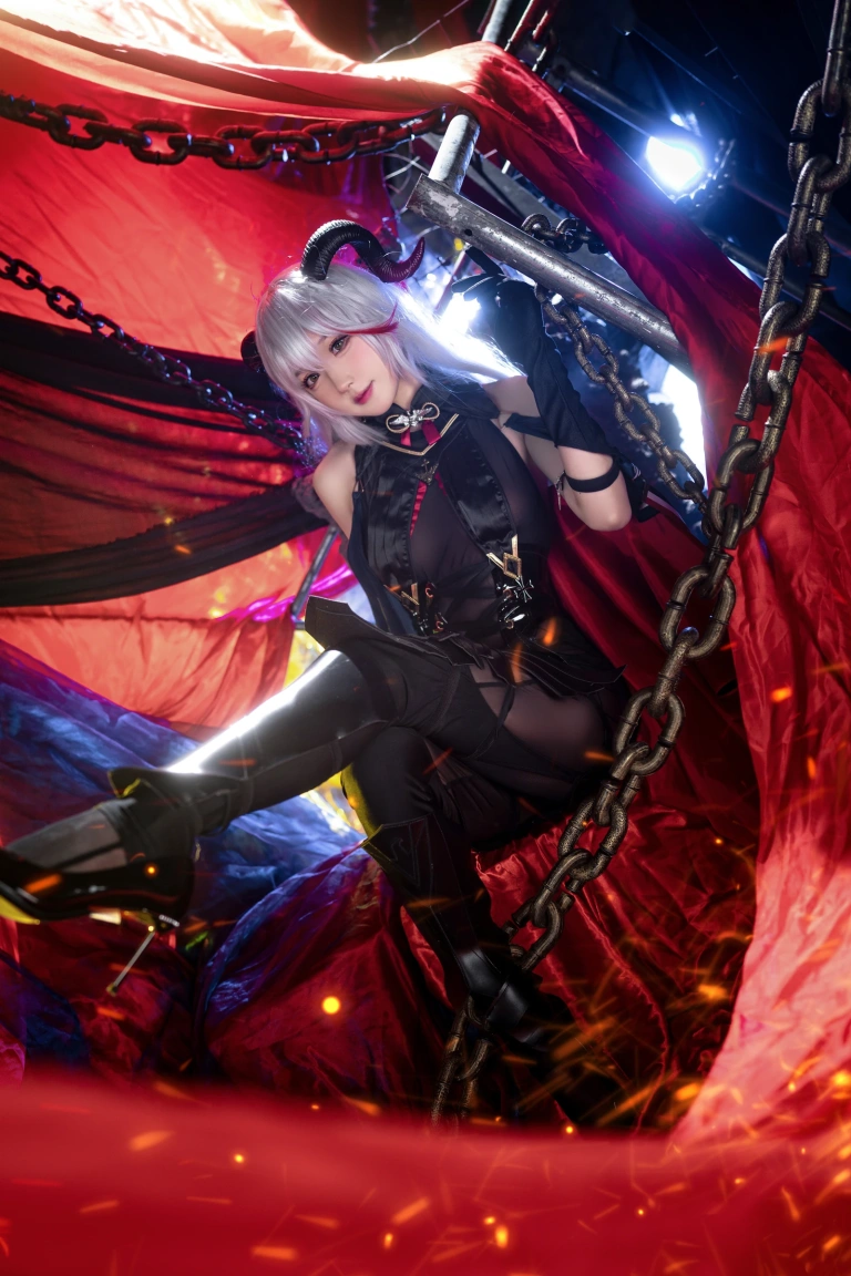 阿包也是兔娘《2月舰长 埃吉尔》写真图集 26P｜在线预览与图包下载