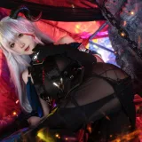 阿包也是兔娘《2月舰长 埃吉尔》写真图集 26P｜在线预览与图包下载