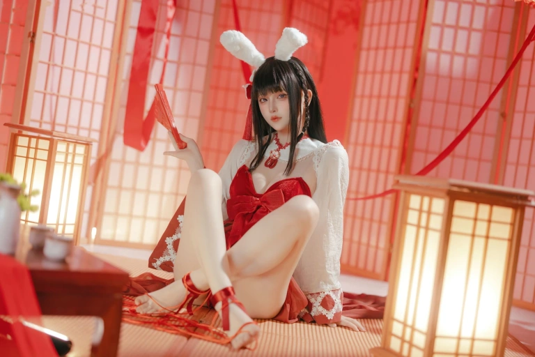 屿鱼《碧蓝航线 大山·祈愿的巫女兔》写真图集 58P｜在线预览与图包下载