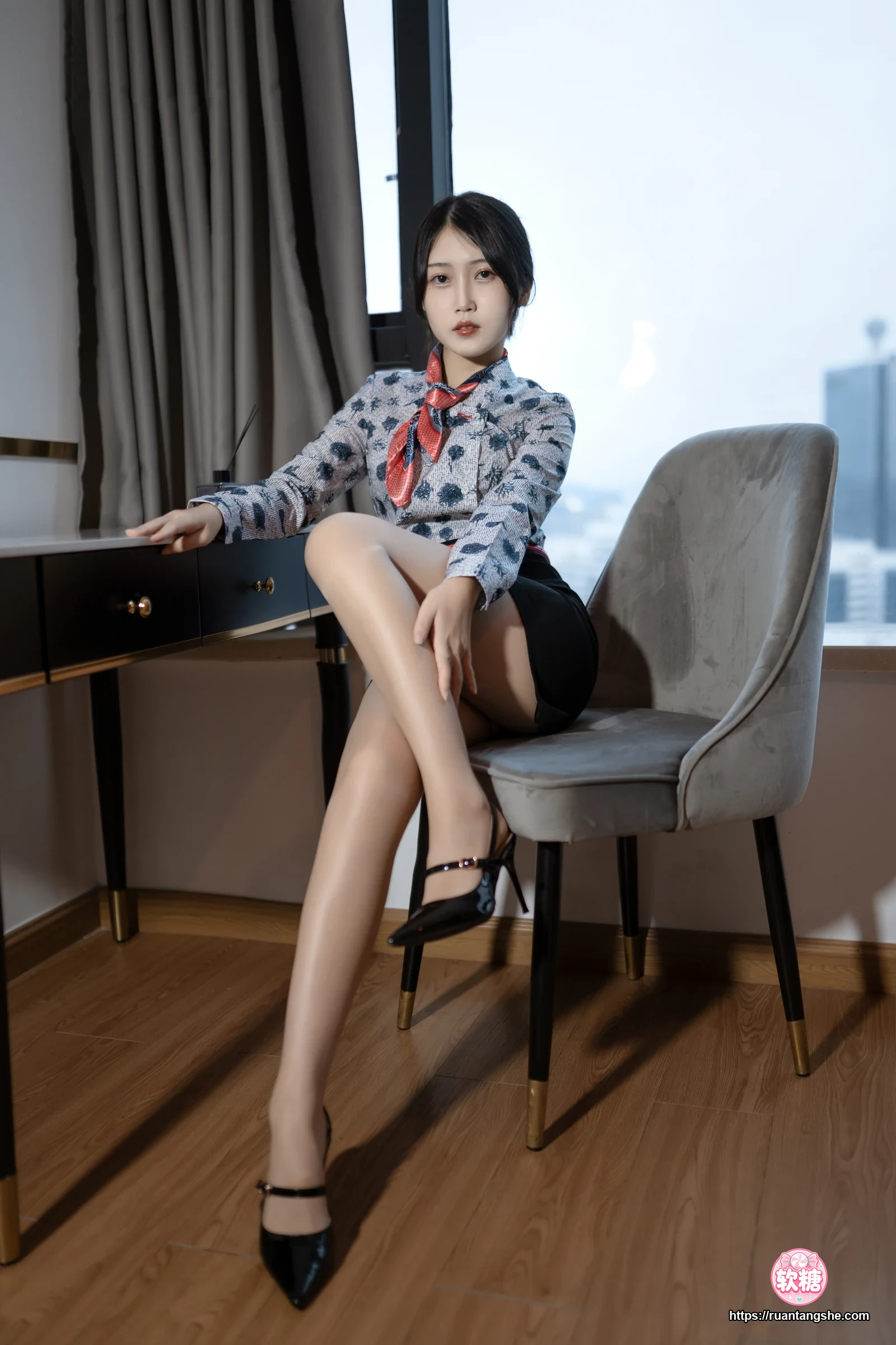 不呆猫 不呆猫 NO.070 - 东航空姐制服